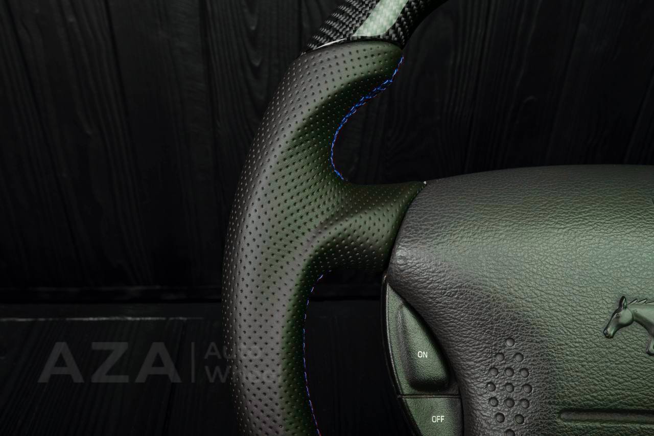 Steering wheel Ford Mustang GT Cobra Carbon fiber/Perforated leather/Blue stripe - Image 12