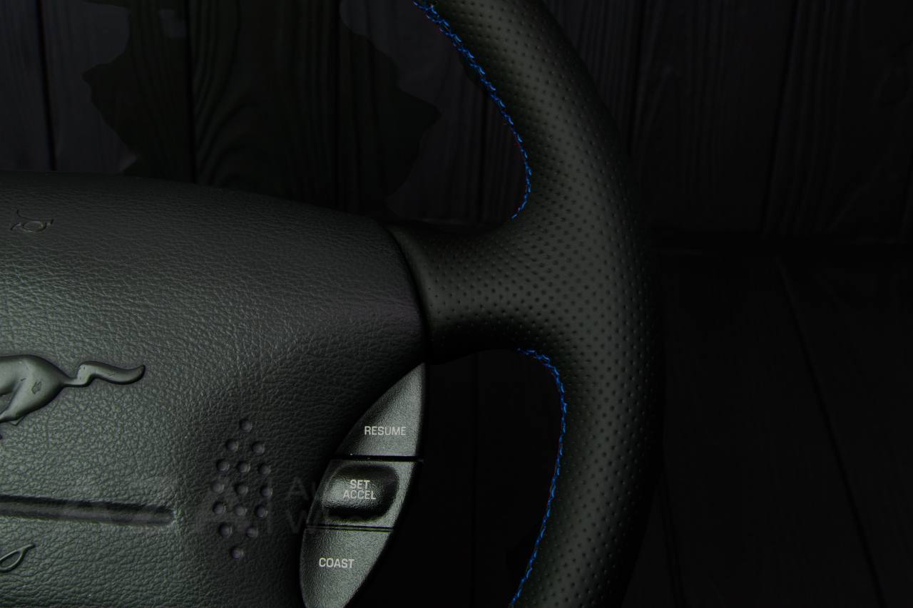 Steering wheel Ford Mustang GT Cobra Napa/Perforated leather/Blue stripe (can be any color per request) - Image 8