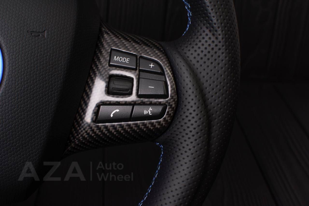 Steering wheel BMW i3 Carbon fiber/Perforated leather/Blue stripe - Image 8