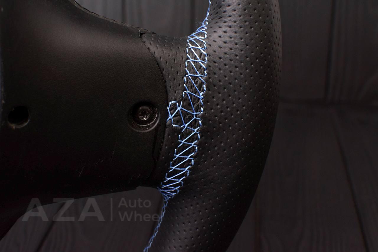 Steering wheel BMW i3 Carbon fiber/Perforated leather/Blue stripe - Image 14