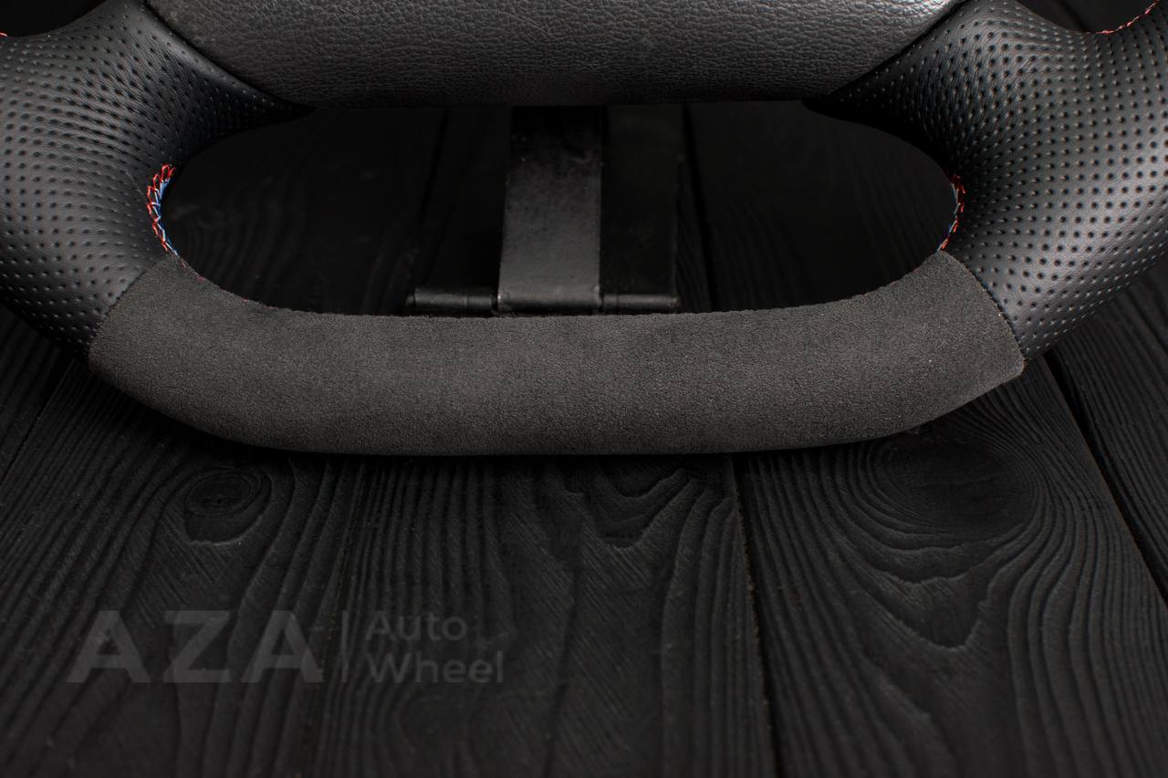 Steering wheel Ford Mustang GT Cobra Alcantara/Perforated leather/American flag (can be any color per request) - Image 7