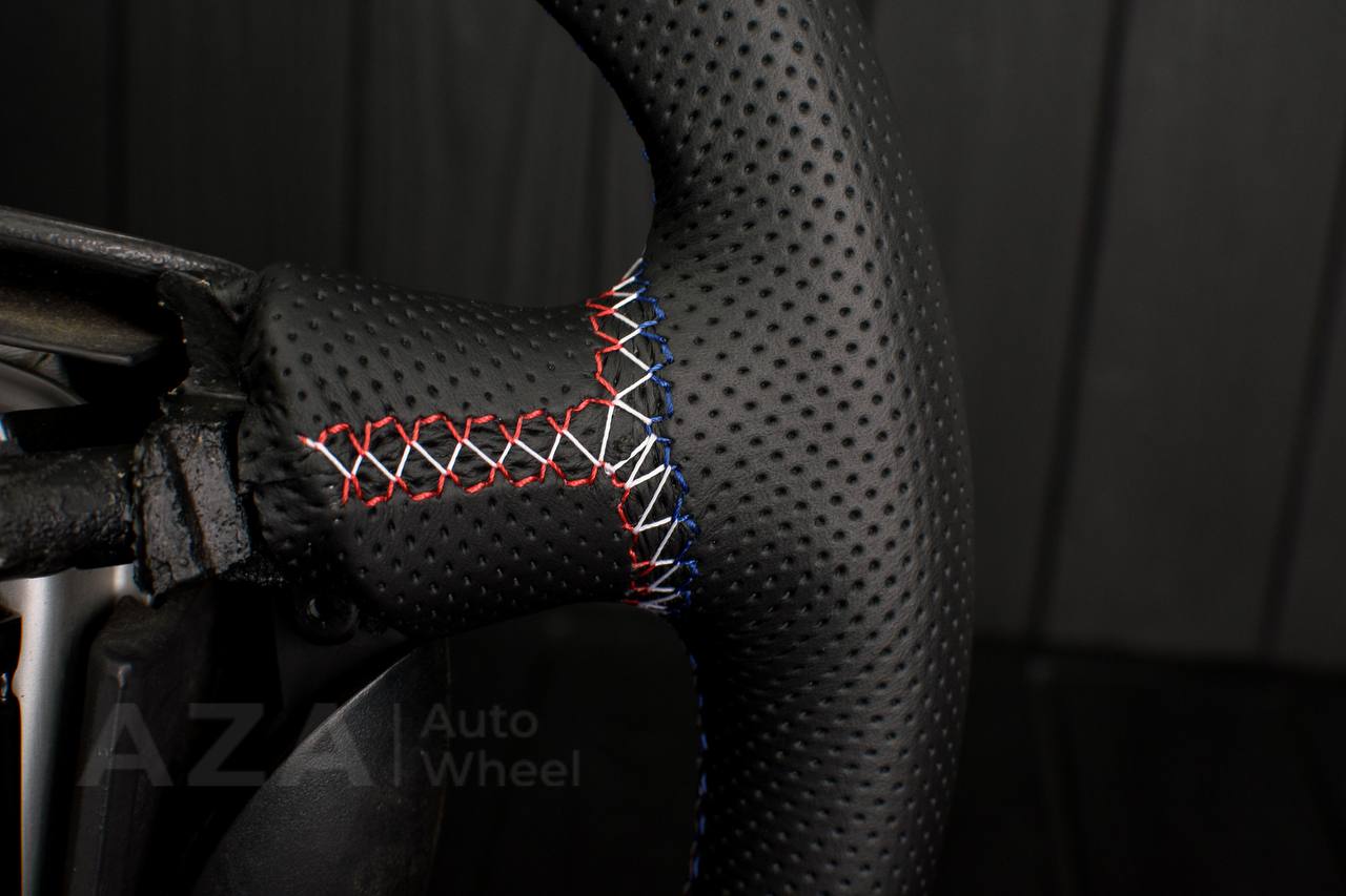 Steering wheel Ford Mustang GT Cobra Alcantara/Perforated leather/American flag (can be any color per request) - Image 6