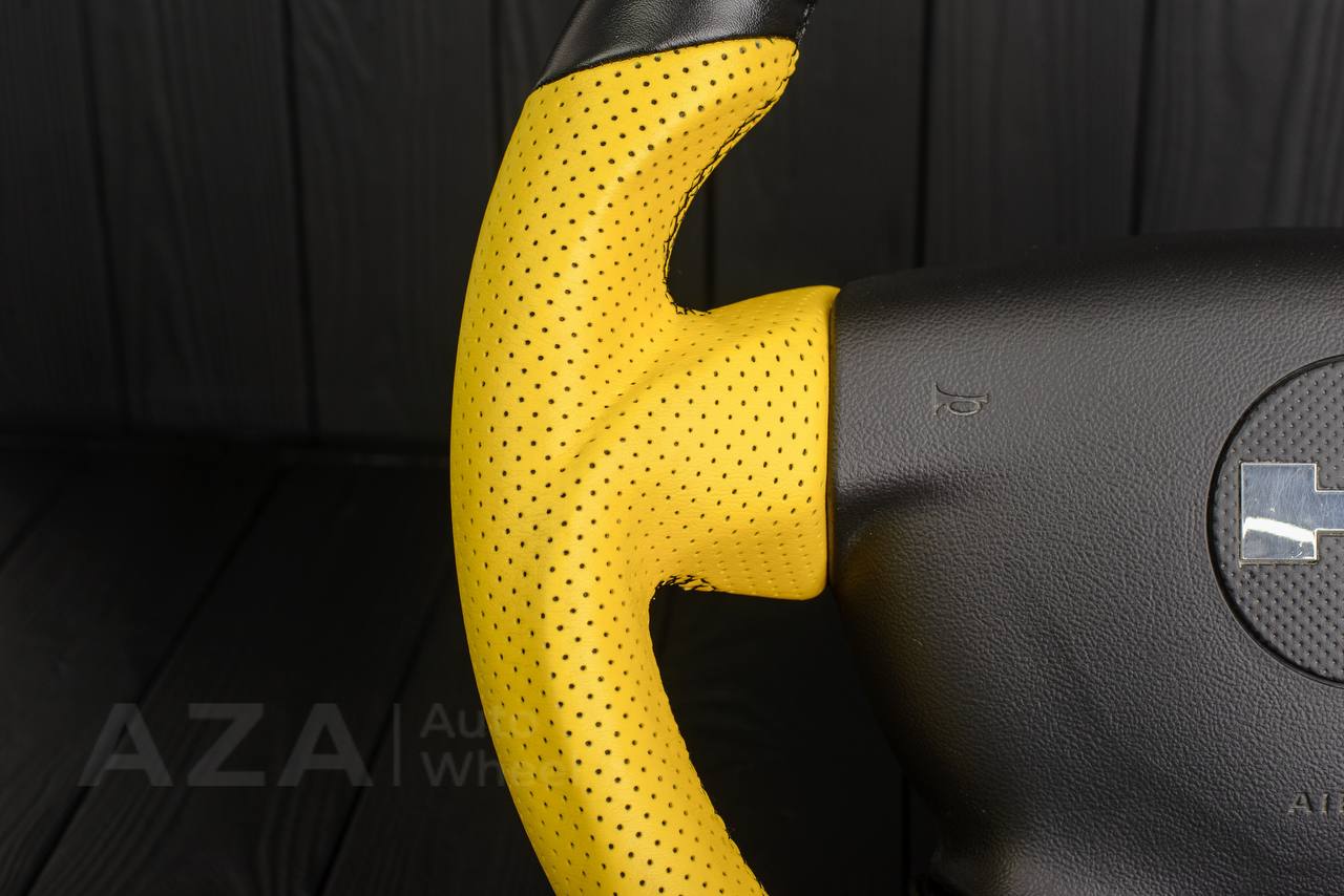 Steering Wheel Hummer H3 Carbon fiber/Perforated leather/Yellow stripe - Image 15