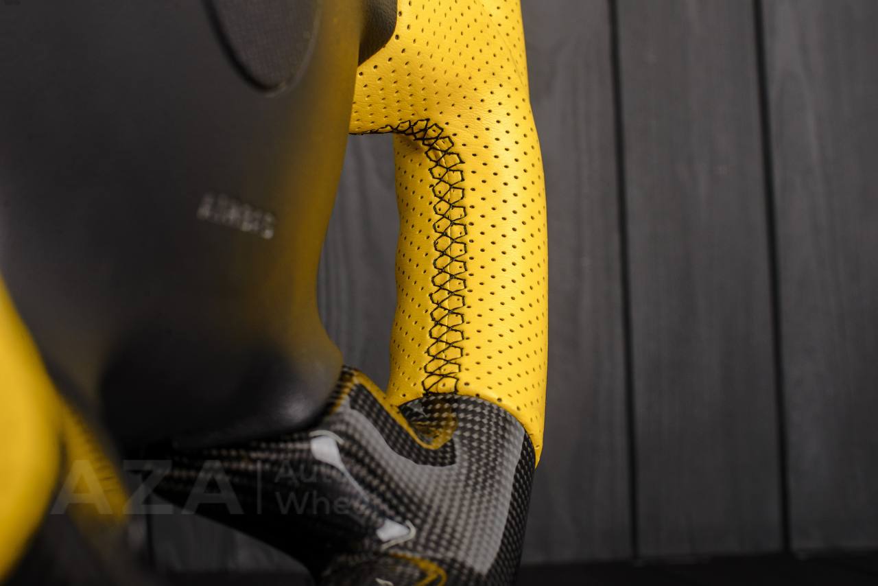 Steering Wheel Hummer H3 Carbon fiber/Perforated leather/Yellow stripe - Image 8
