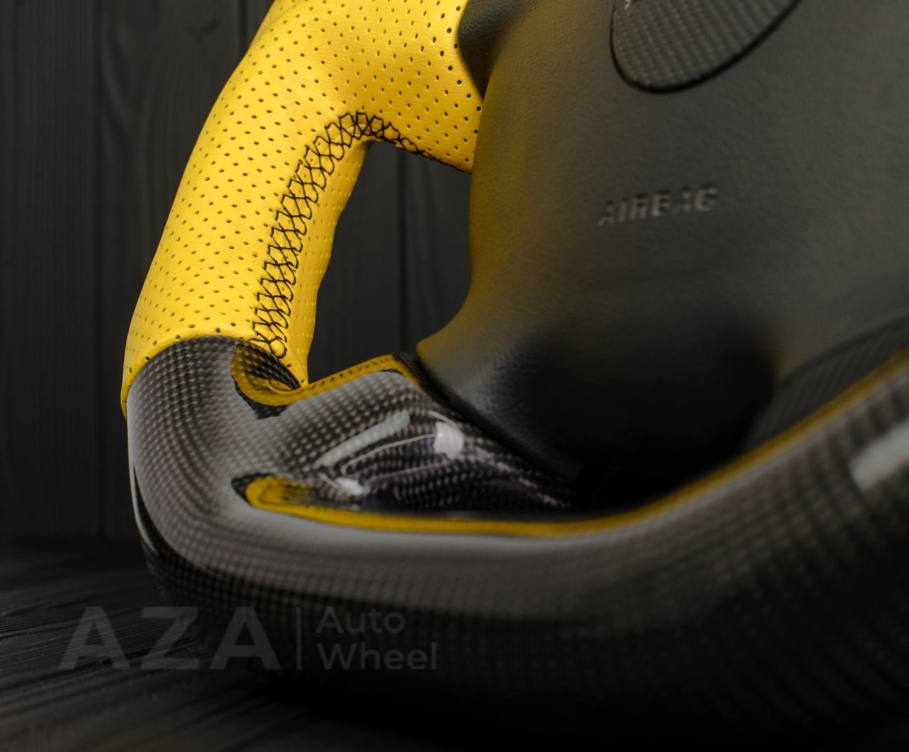 Steering Wheel Hummer H3 Carbon fiber/Perforated leather/Yellow stripe - Image 7