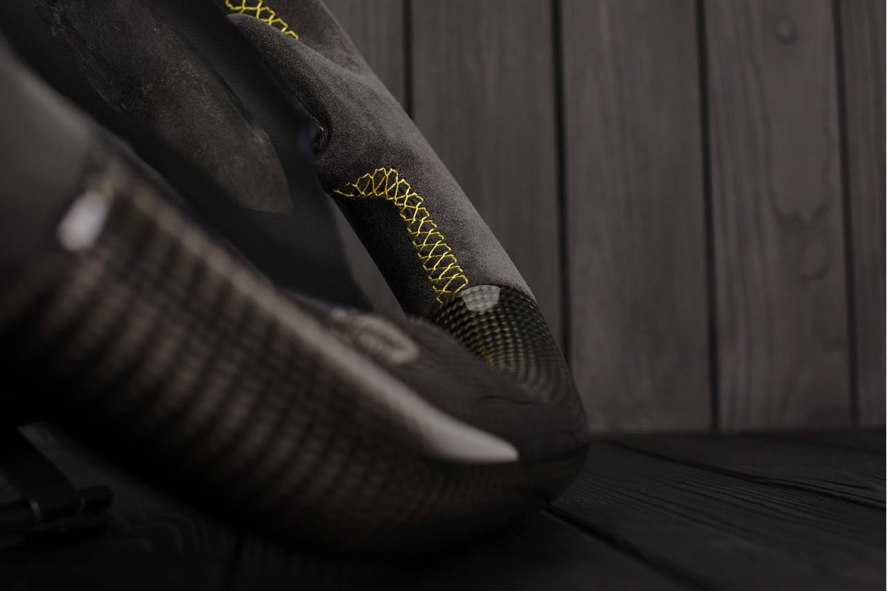 Steering wheel Lamborghini Murcielago SERVICE/LABOR Carbon Fiber/Alcantara/Yellow stripe - Image 9
