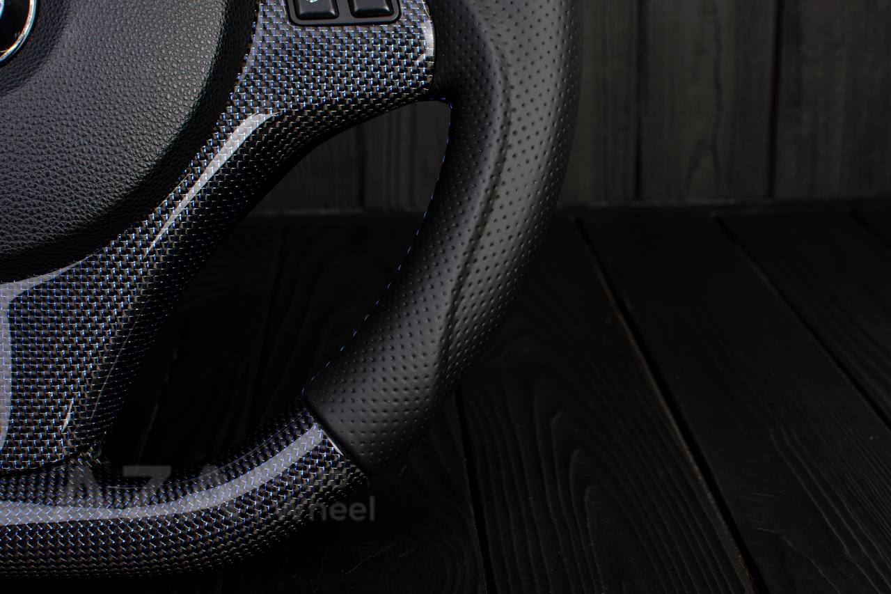 Steering wheel BMW E9X/E8X Carbon fiber/Perforated leather/Blue stripe - Image 16