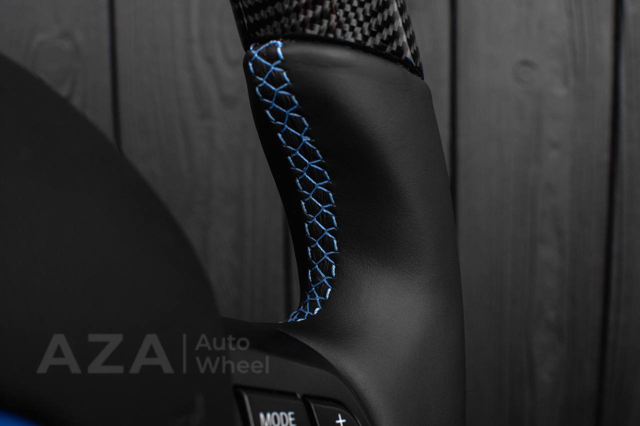 Steering wheel BMW i3 Carbon fiber/Napa/Blue stripe - Image 14
