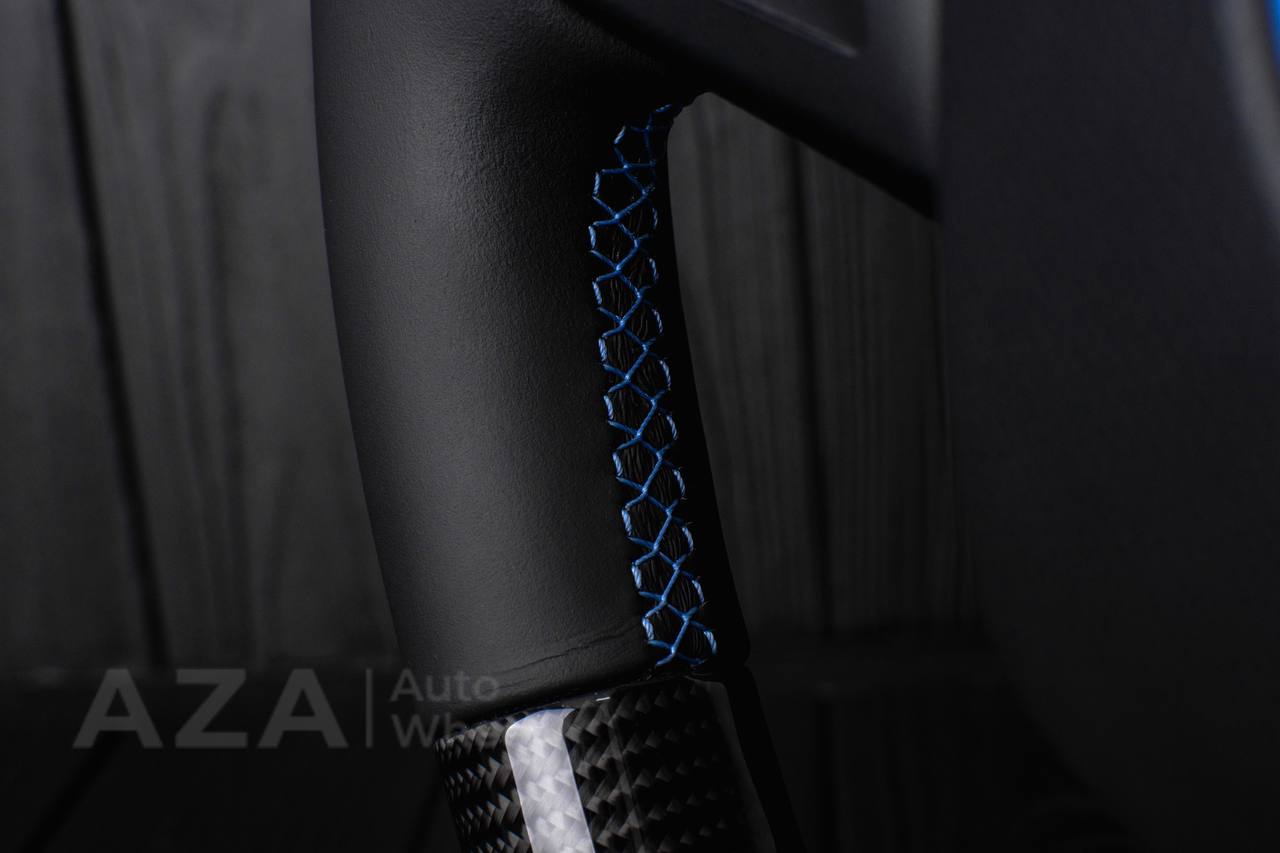 Steering wheel BMW i3 Carbon fiber/Napa/Blue stripe - Image 15