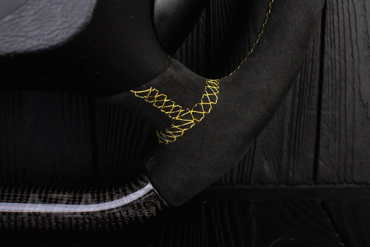 Steering wheel Ford Mustang GT Cobra Carbon fiber/Alcantara/Yellow stripe (can be any color) - Image 16