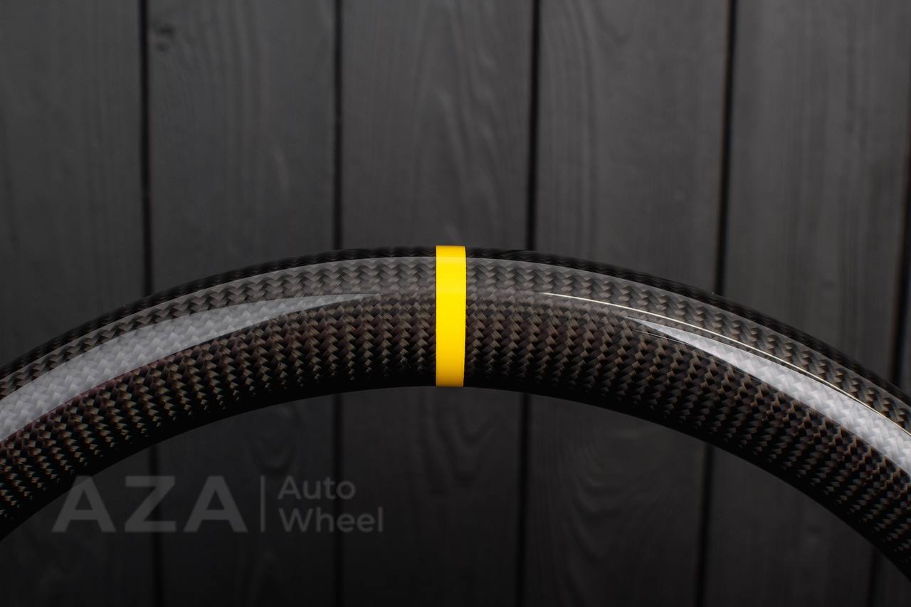 Steering wheel 2006-2011 Corvette C6 Carbon fiber/Perforated leather/Yellow stripe - Image 9