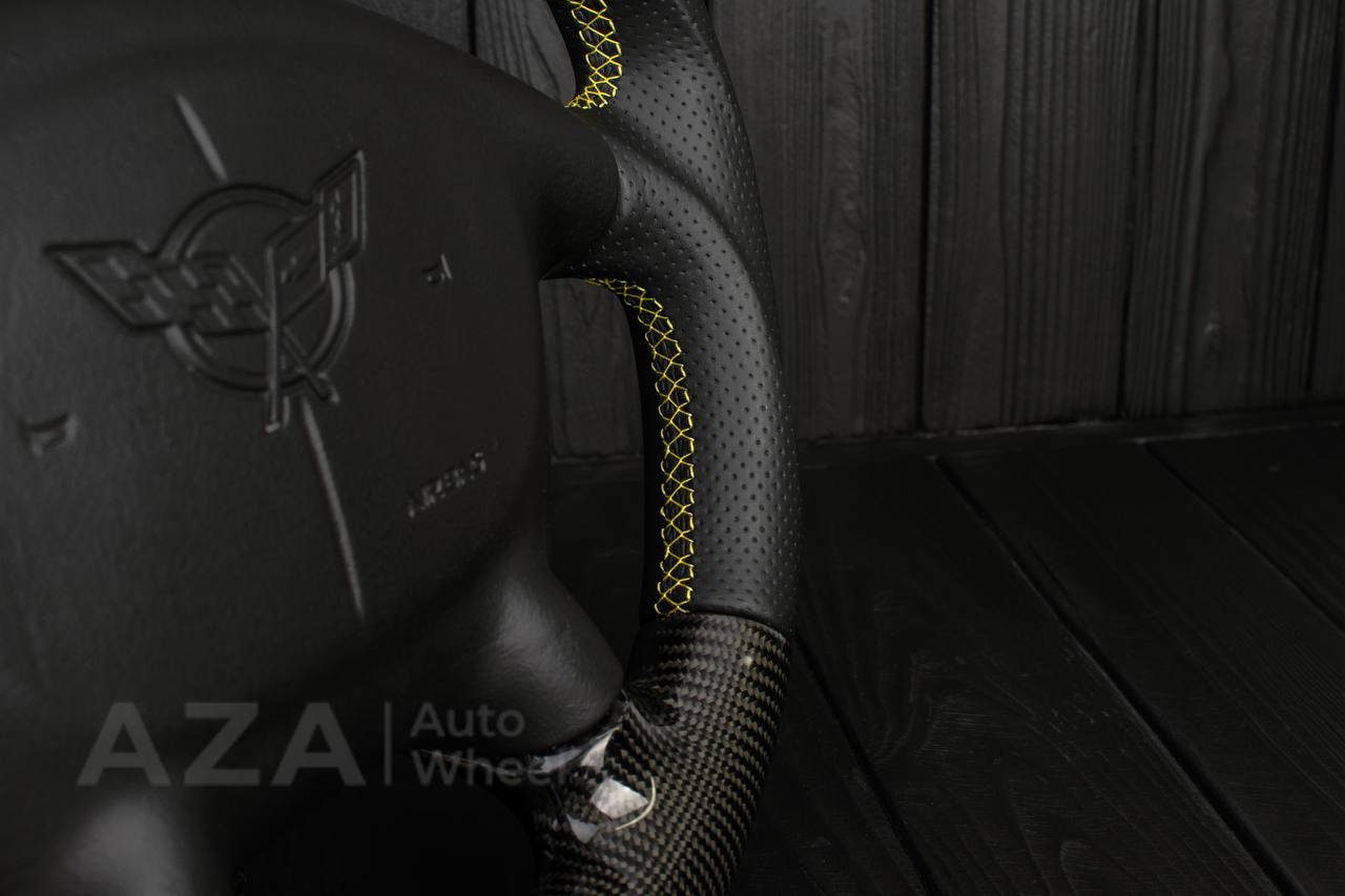 Steering wheel Corvette C5 Reduced diameter Carbon fiber/Perforated leather/Yellow stripe - Image 11