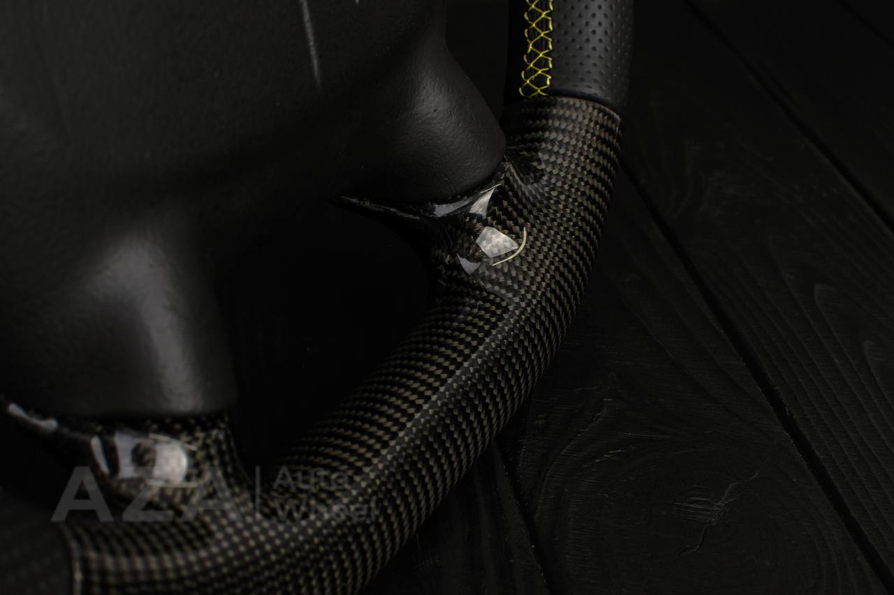 Steering wheel Corvette C5 Reduced diameter Carbon fiber/Perforated leather/Yellow stripe - Image 18