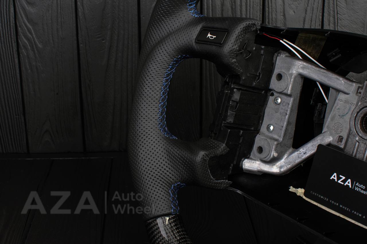 Steering wheel Ford F150/Bronco 1992-1996 (can be any color stripe and stitch) Carbon fiber/Perforated leather/Led screen (only compatible with swapped power trains) - Image 14
