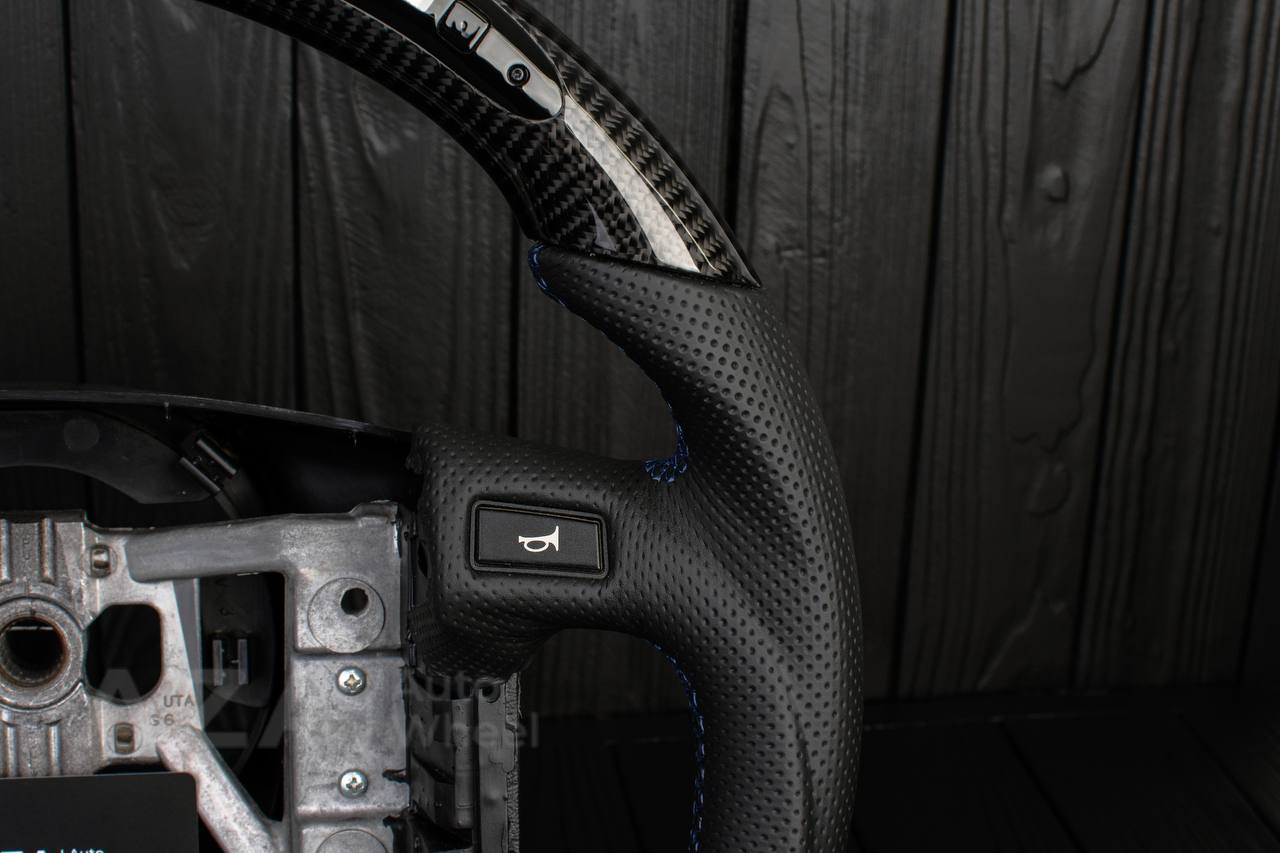 Steering wheel Ford F150/Bronco 1992-1996 (can be any color stripe and stitch) Carbon fiber/Perforated leather/Led screen (only compatible with swapped power trains) - Image 18