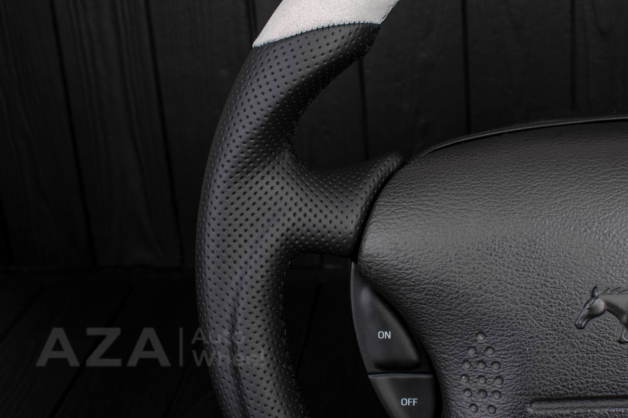 Steering wheel Ford Mustang GT Cobra Alcantara/Perforated leather (can be any color) - Image 10