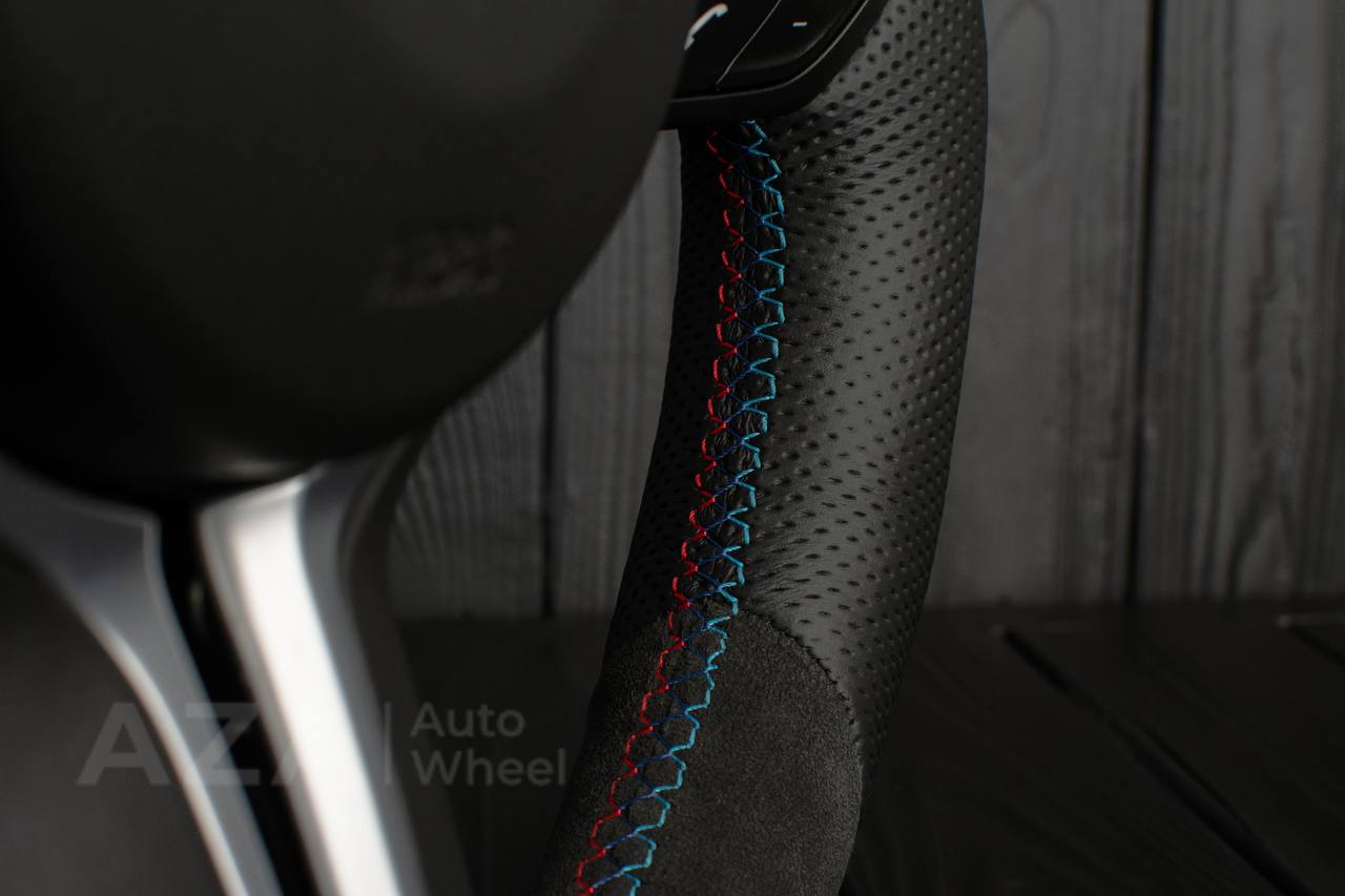Steering wheel BMW F8X Napa/Perforated leather/Alcantara/Led screen - Image 14