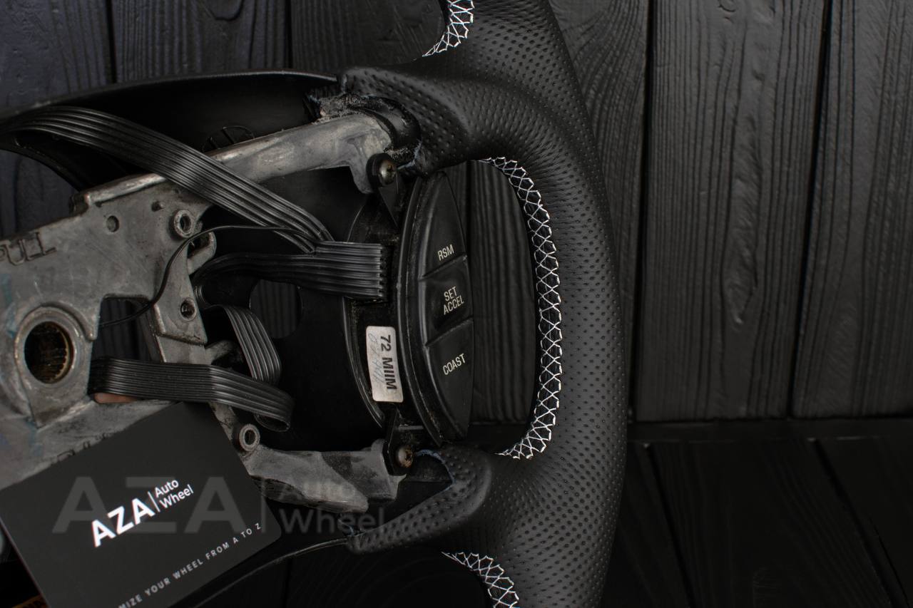 Steering wheel Ford Lightning/Ranger/Explorer 99-2004 Carbon fiber/Perforated leather/White stripe - Image 7