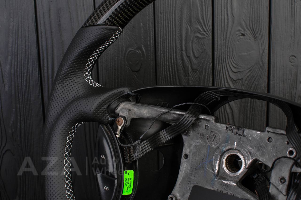 Steering wheel Ford Lightning/Ranger/Explorer 99-2004 Carbon fiber/Perforated leather/White stripe - Image 8