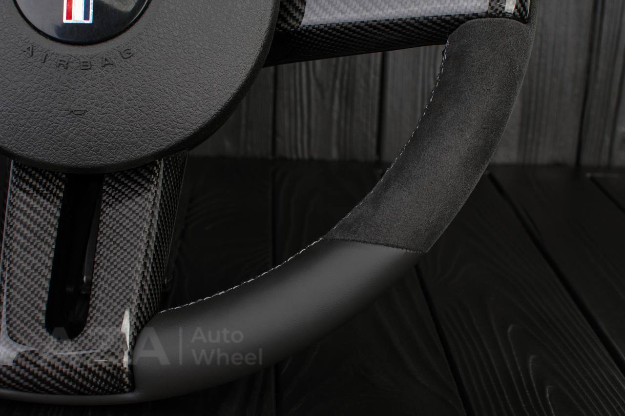 Steering wheel Ford Mustang/Cobra/Saleen 2005-09 Carbon fiber trims/Alcantara/Napa leather (can be any color stripe and stitching) - Image 16