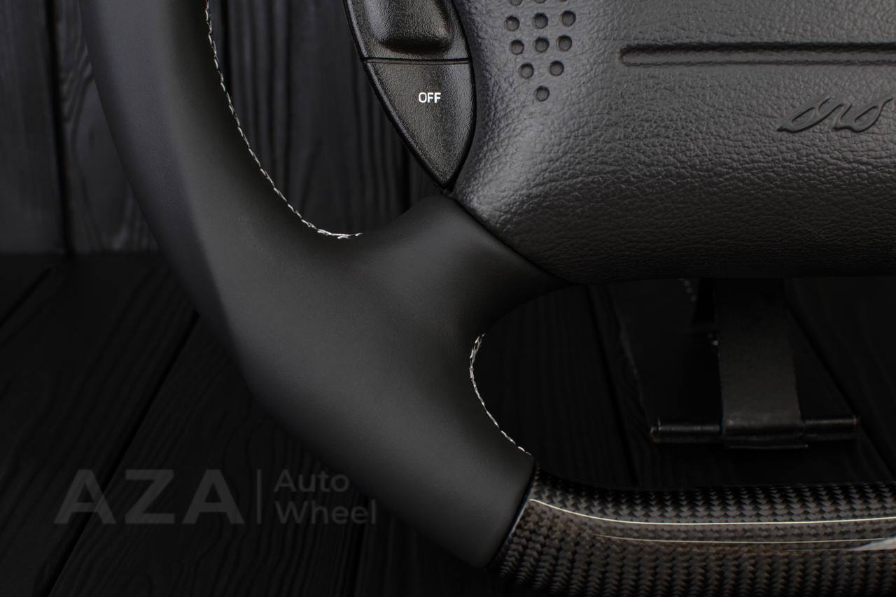 Steering wheel Ford Mustang GT Cobra Carbon fiber/Smooth leather/White details - Image 9