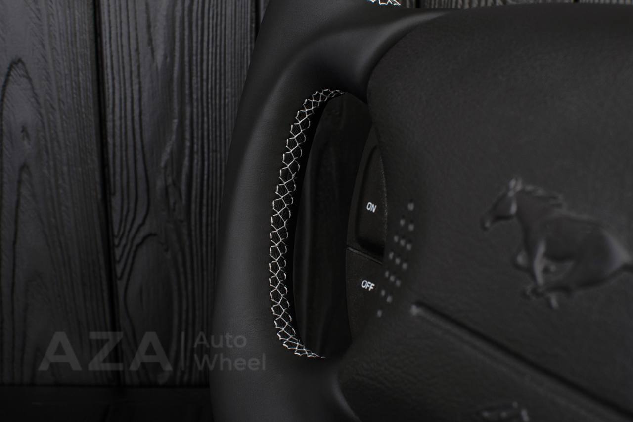 Steering wheel Ford Mustang GT Cobra Carbon fiber/Smooth leather/White details - Image 11