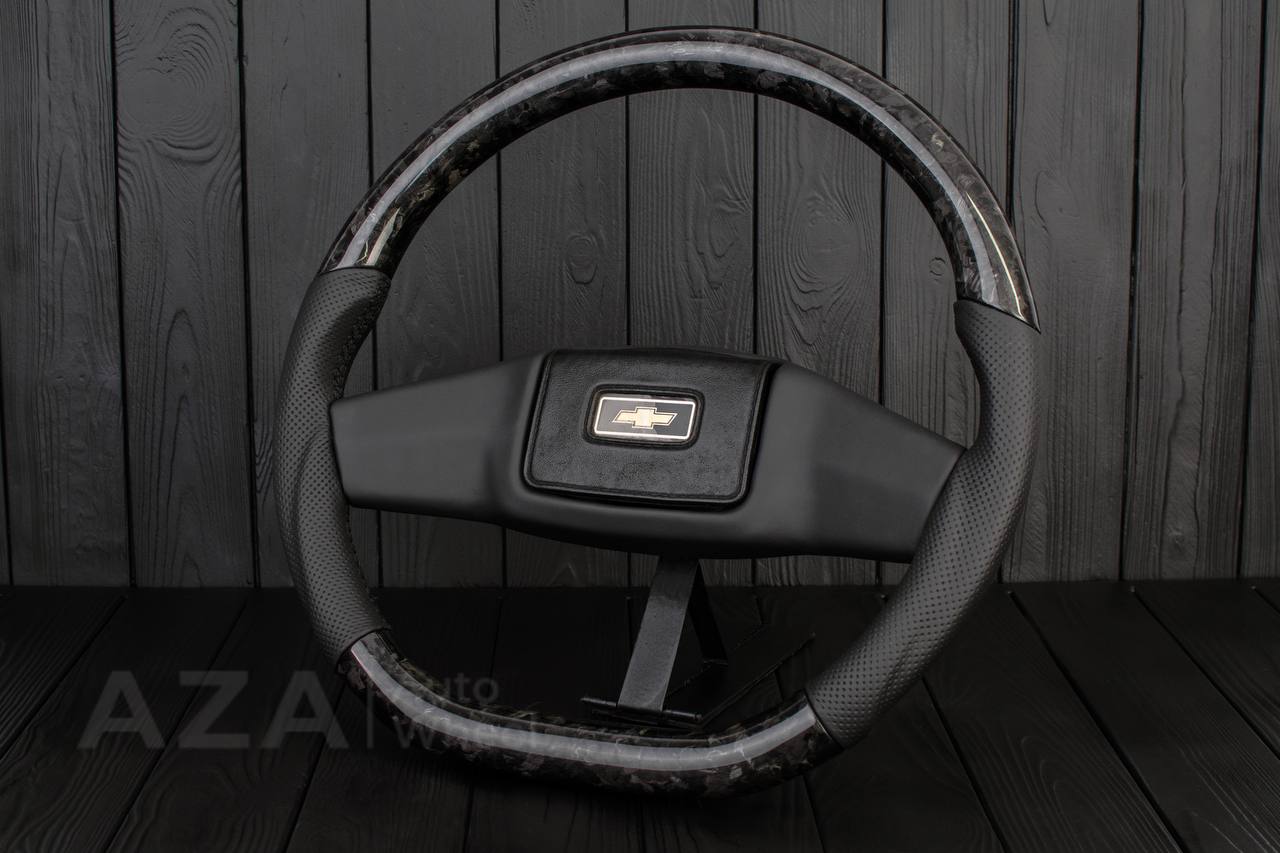 Steering wheel Square Body GM C/K/C10/C5/K5/K10/K20/K30 (1973-1987) Forged carbon fiber/Perforated leather (can be any color stitching and stripe) - Image 4