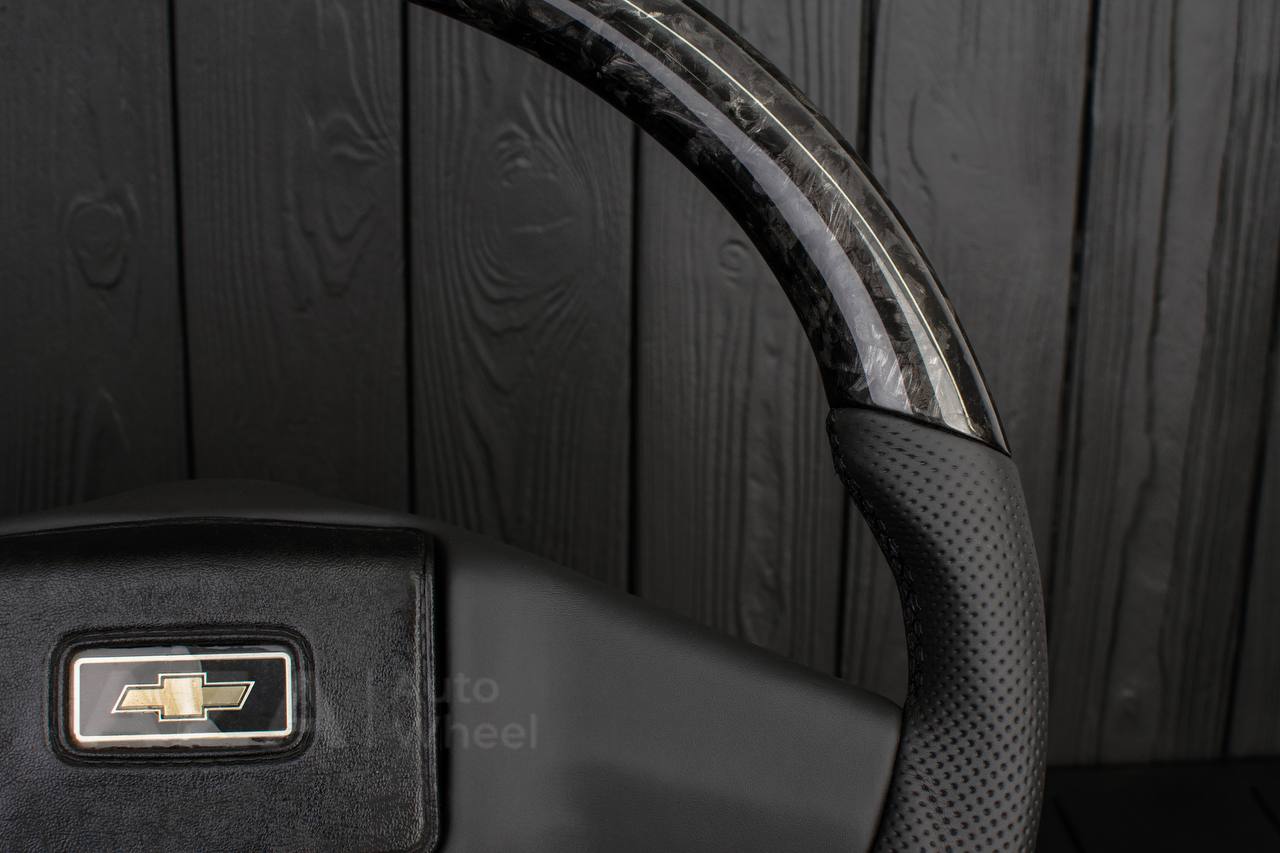 Steering wheel Square Body GM C/K/C10/C5/K5/K10/K20/K30 (1973-1987) Forged carbon fiber/Perforated leather (can be any color stitching and stripe) - Image 15