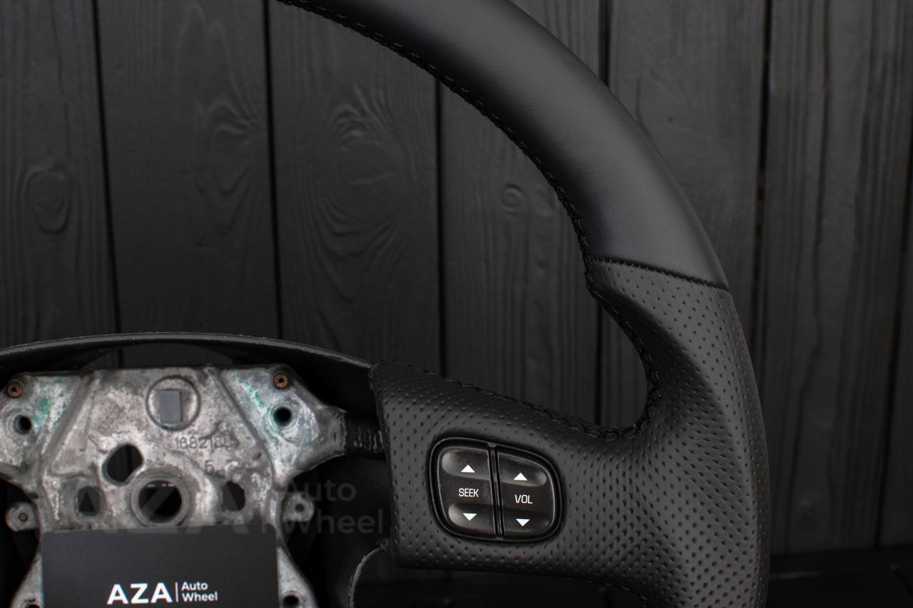 Steering wheel GM, Silverado, Sierra, Yukon, H2, Trailblazer, Denali (2003+) Napa/Perforated leather - Image 11