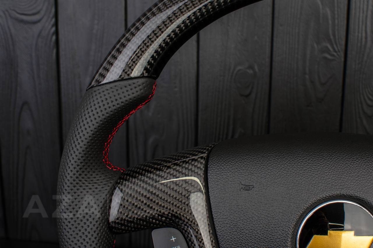 Steering wheel GM, Silverado, Sierra, Escalade (2007-2014) Carbon fiber/Perforated leather/Red details - Image 6