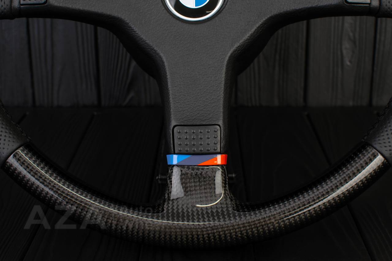 Steering wheel BMW E30 M-Tech 1 Nap 385mm converted to 370mm Carbon fiber/Perforated leather - Image 12