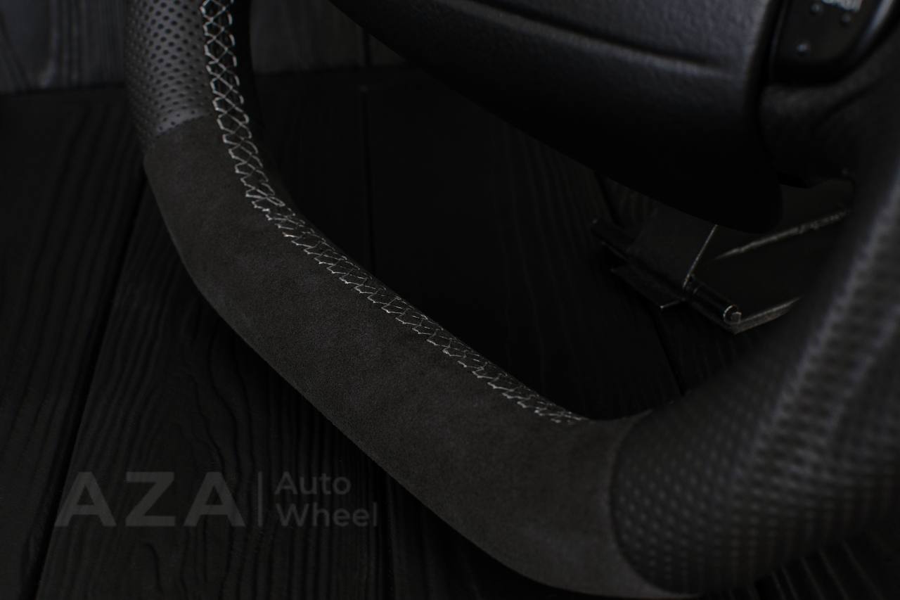 Steering wheel Ford F150/F250/F350 97-2007 Alcantara/Perforated leather/Grey details - Image 9