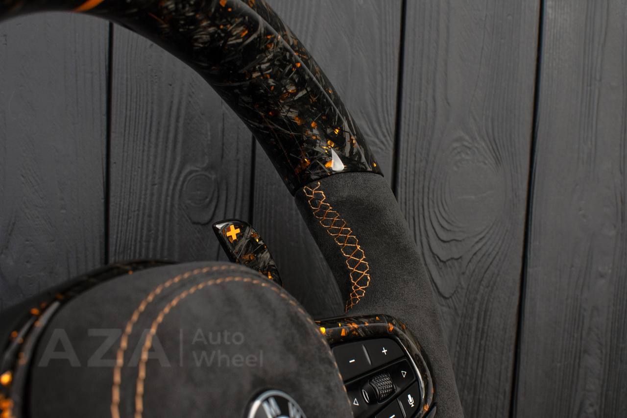 Steering wheel 2017+ BMW F90 M5 G80 M3 M4 M8 X5M X6M X3M X4M Forged Carbon fiber/Alcantara/Gold details+flakes (can be any color) (drivers assist+heated retained) + Air bag cover+ matching paddles. - Image 13