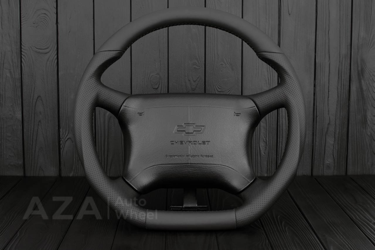 Steering wheel GM 1995-1997 GM, Tahoe, Silverado truck Napa/Perforated leather