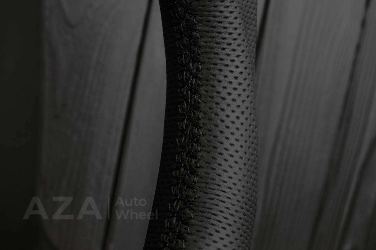 Steering wheel GM Silverado, Sierra, Escalade, Yukon, S10, Blazer, Tahoe, Suburban (1998-2002) Carbon fiber/Perforated leather - Image 14