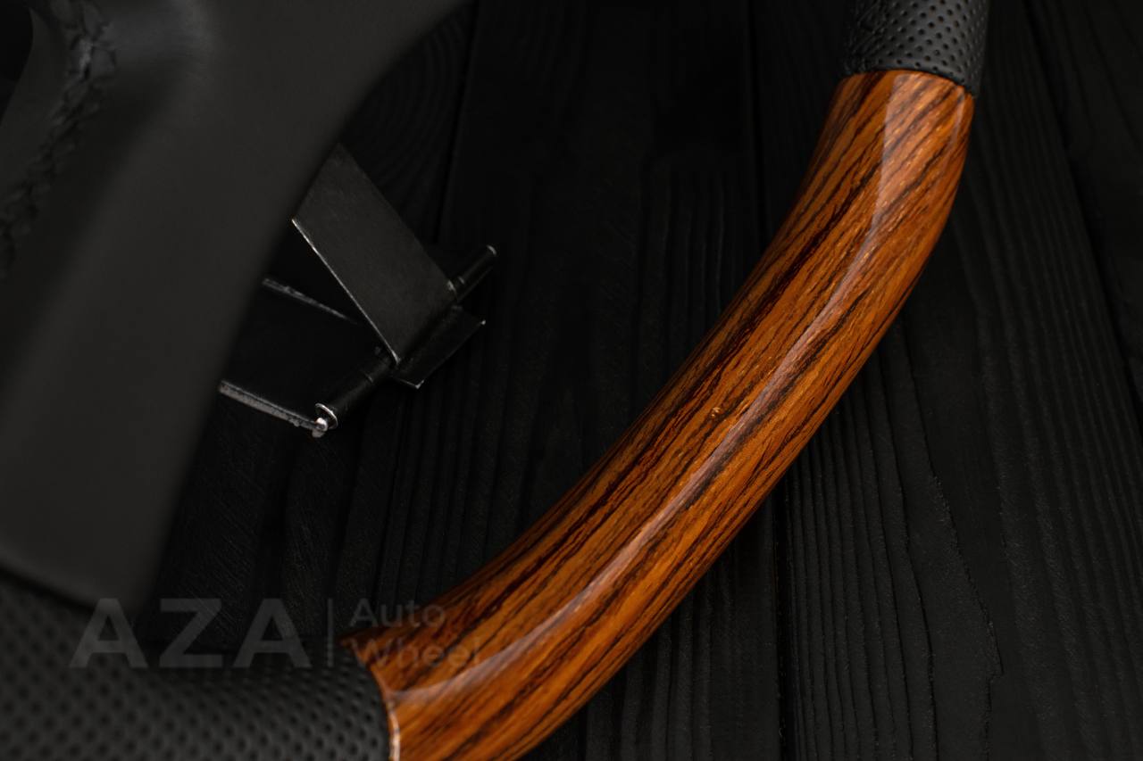 Steering wheel GM, OBS Silverado, Sierra (1988-1994) Wood grain/Perforated leather (can be any color) - Image 7