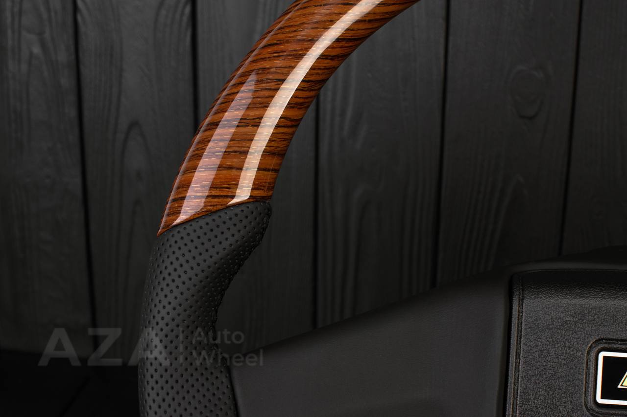 Steering wheel Square Body GM C/K/C10/C5/K5/K10/K20/K30 (1973-1987) Wood grain/Perforated leather - Image 12