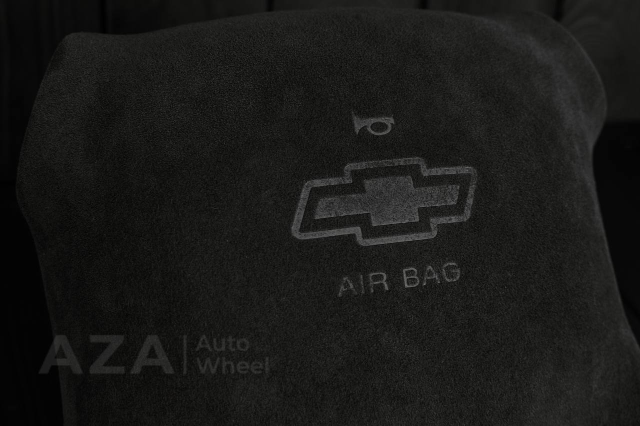 99-02 Alcantara Chevrolet decor - Image 2