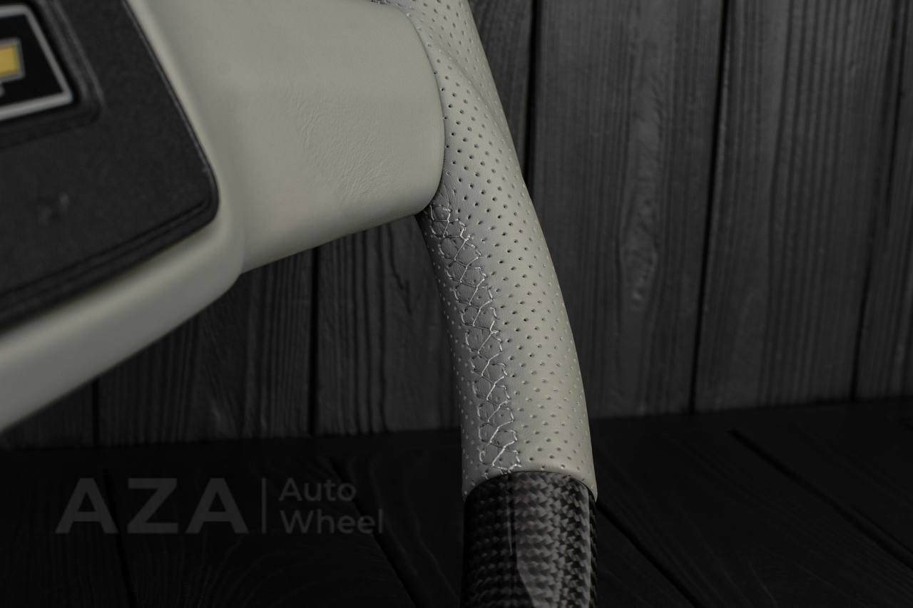 Steering wheel Square Body GM C/K/C10/C5/K5/K10/K20/K30 (1973-1987) Carbon fiber/Perforated leather/Gray stripe (can be any color stitching and stripe) - Image 8