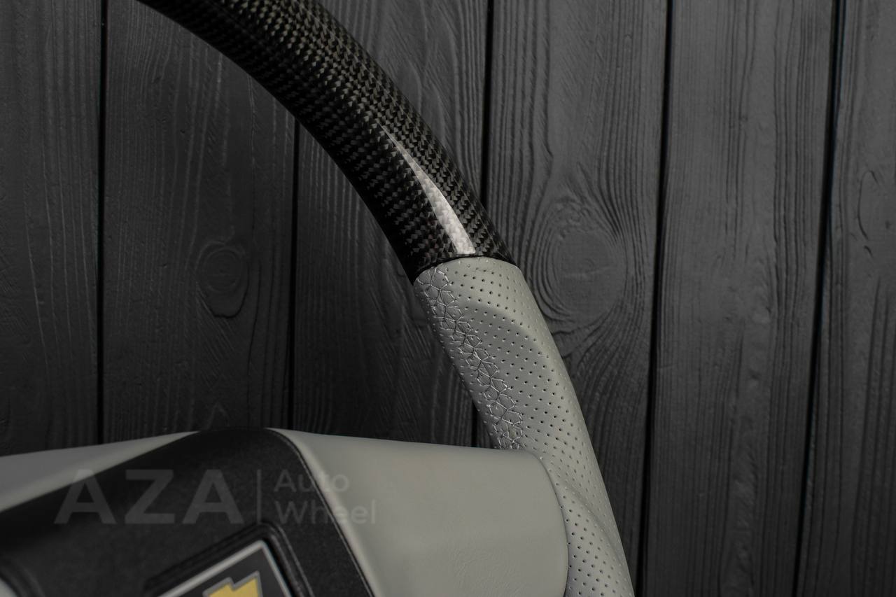 Steering wheel Square Body GM C/K/C10/C5/K5/K10/K20/K30 (1973-1987) Carbon fiber/Perforated leather/Gray stripe (can be any color stitching and stripe) - Image 9
