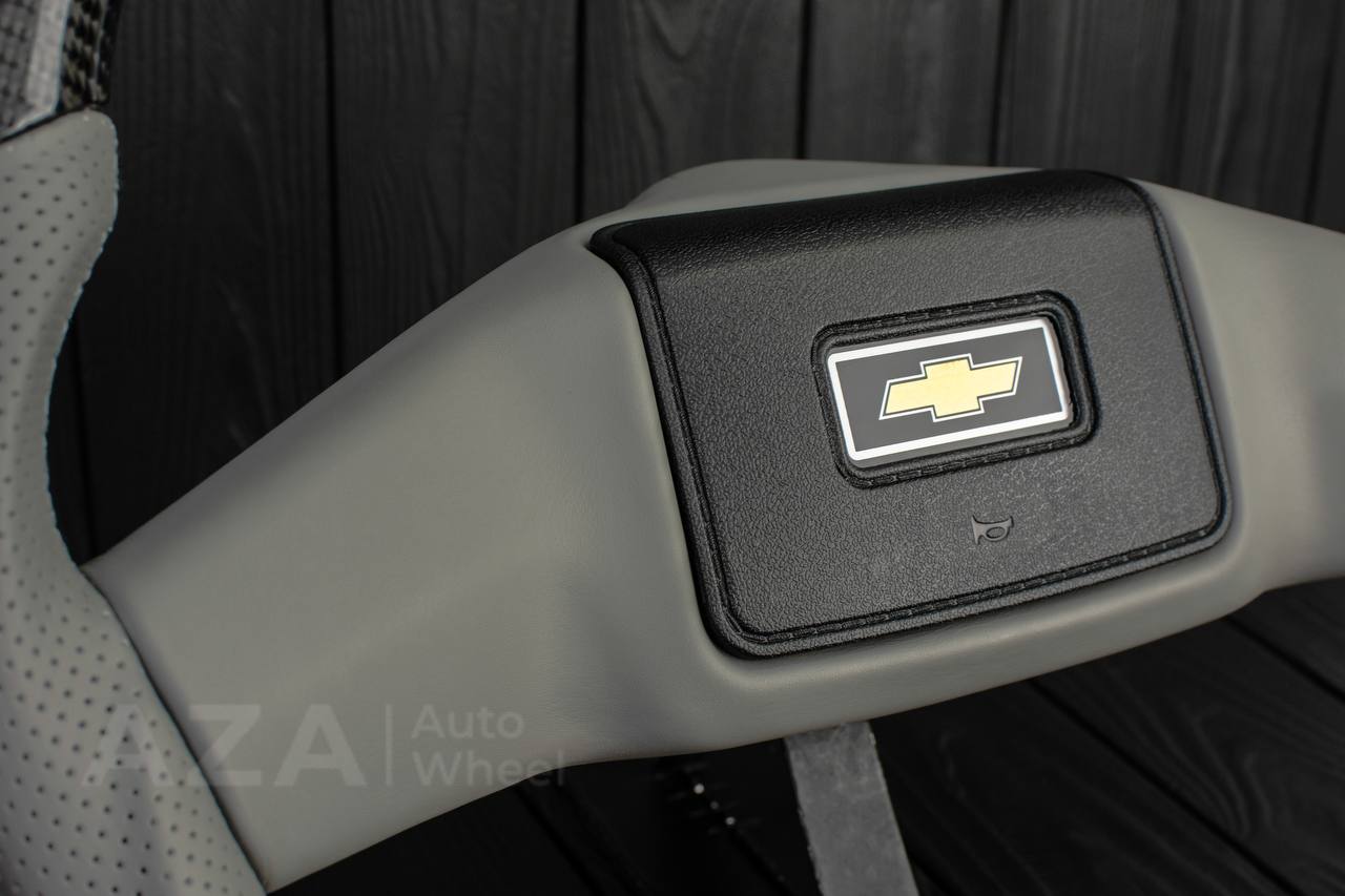Steering wheel Square Body GM C/K/C10/C5/K5/K10/K20/K30 (1973-1987) Carbon fiber/Perforated leather/Gray stripe (can be any color stitching and stripe) - Image 14