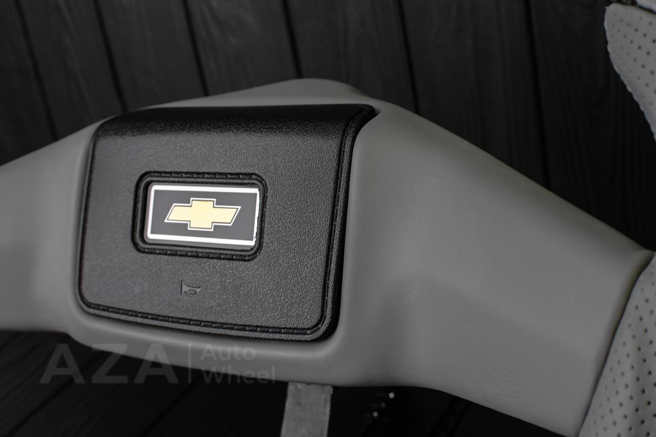 Steering wheel Square Body GM C/K/C10/C5/K5/K10/K20/K30 (1973-1987) Carbon fiber/Perforated leather/Gray stripe (can be any color stitching and stripe) - Image 15