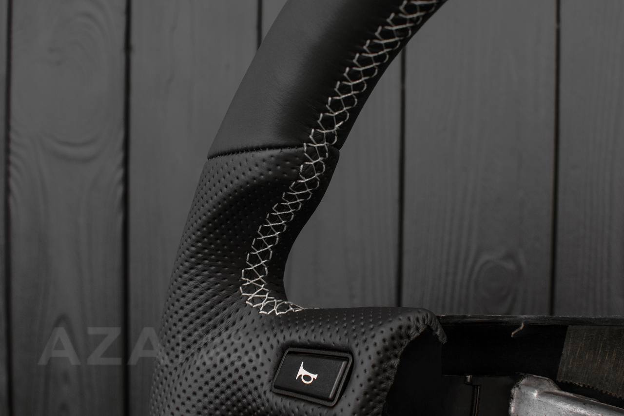 Steering wheel Ford F150/Bronco 1992-1996 Napa/Perforated leather/White details (can be any color stripe and stitch) - Image 10