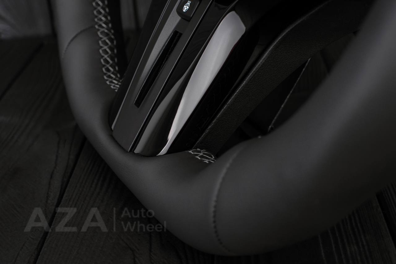 Steering wheel BMW G20 3 SERIES /G30 5 SERIES /G05 X5/G07 X7/G15 8 SERIES/G11 G12 7 SERIES Piano black trim/ leather - Image 7