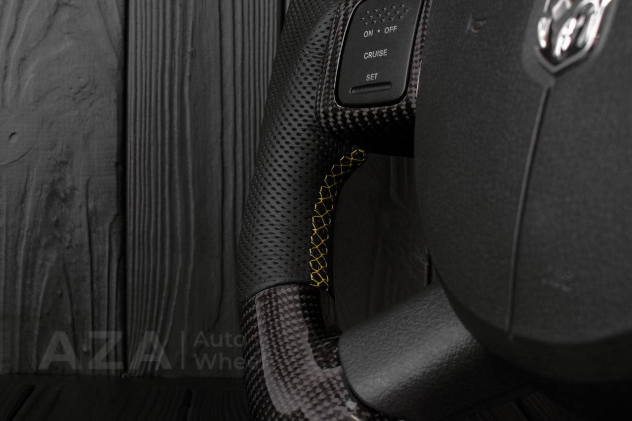 Steering wheel Dodge 2004-2008 RAM Carbon fiber/Perforated leather /Yellow details - Image 14