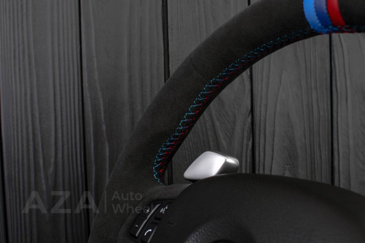 Steering wheel BMW E9X/E8X Alcantara/M color details - Image 13