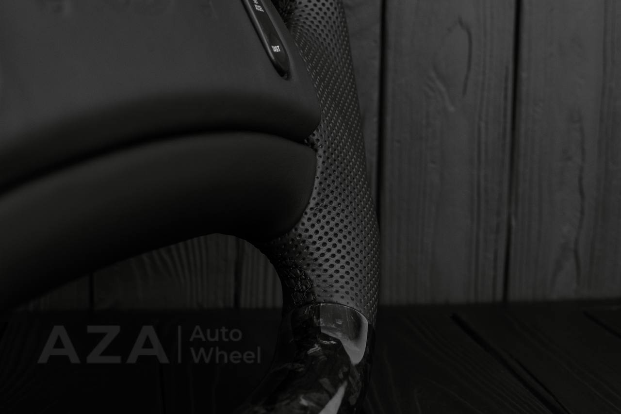 Steering wheel Ford F150 Lightning /F250/F350/Bronco 1992-1996 Custom Flat bottom Forged Carbon/Perforated leather - Image 12