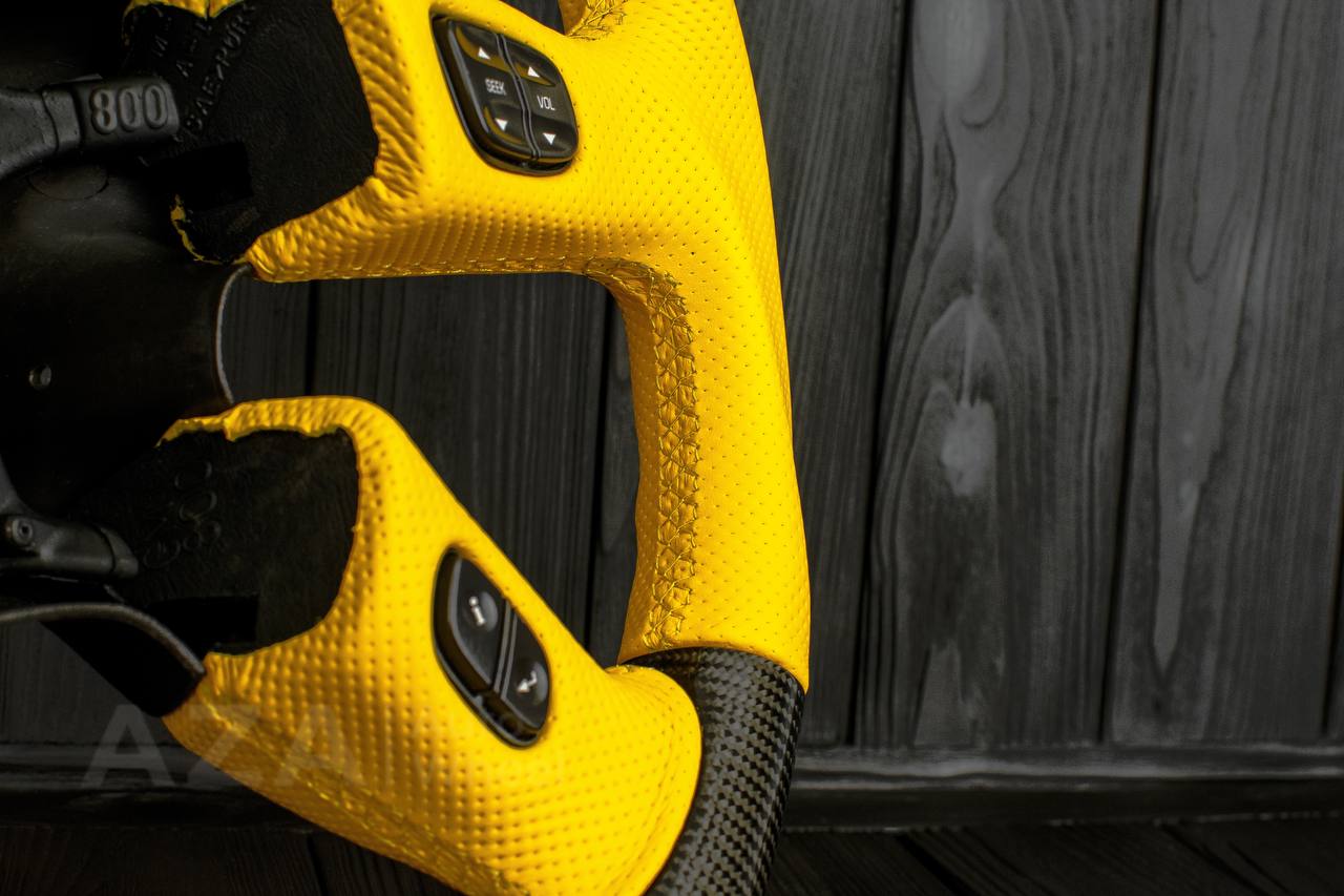 Steering wheel GM, Silverado, Sierra, Yukon, H2, Trailblazer (2003+) Carbon fiber/Yellow Perforated leather/Yellow stripe - Image 9