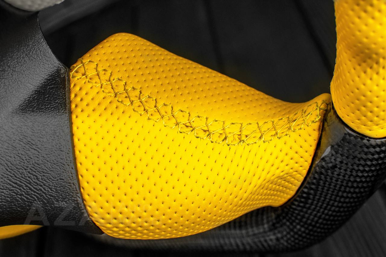 Steering wheel GM, Silverado, Sierra, Yukon, H2, Trailblazer (2003+) Carbon fiber/Yellow Perforated leather/Yellow stripe - Image 15