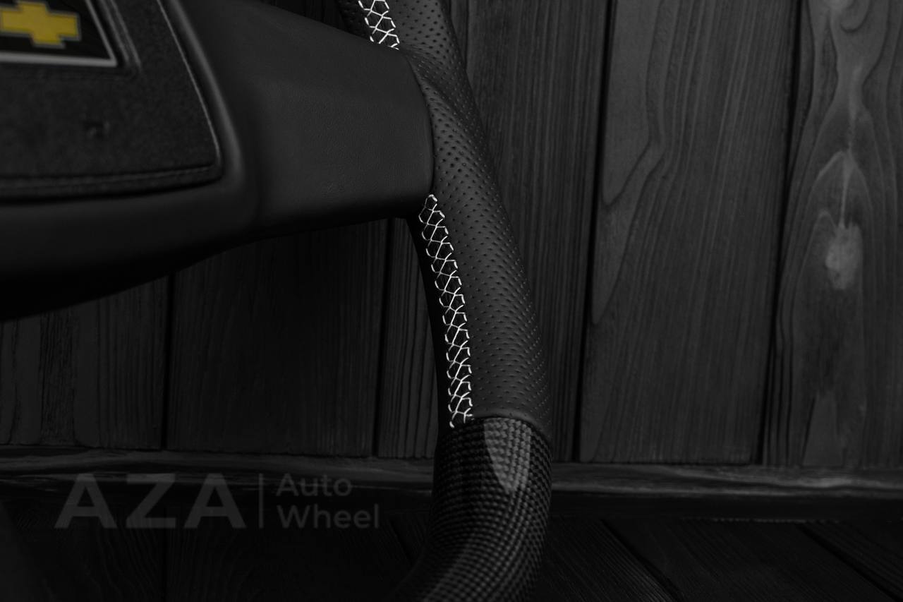 Steering wheel Square Body Silverado GM K5 C10 1973-1987 Blazer Silverado Carbon fiber/Napa/Perforated leather (can be any color stitching and stripe) - Image 8